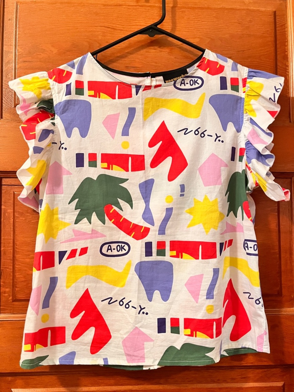 Nooworks Ruffle Top In A-Ok Print - White Multicolor Abstract - Size Large